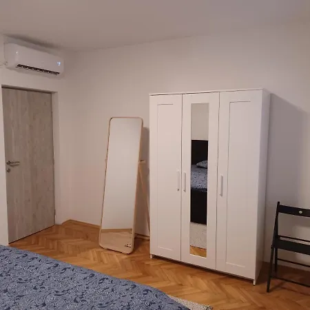 Appartement Andrea Jesenice (Split-Dalmatia)